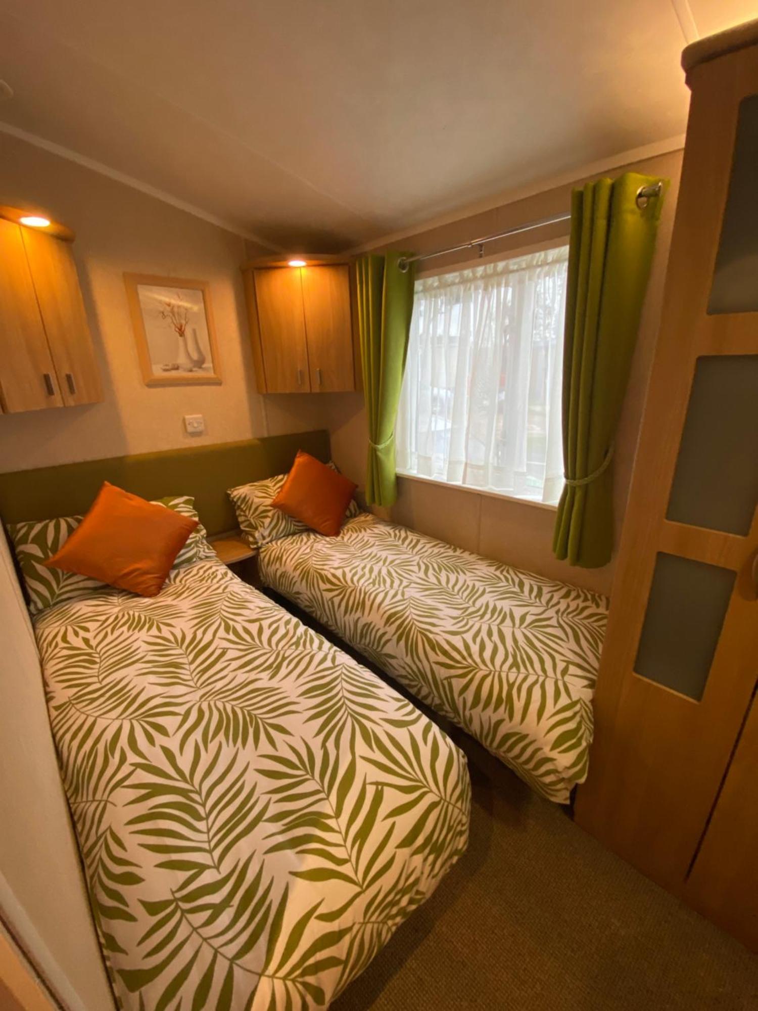 Red Squirrel Lodge 桑当 外观 照片